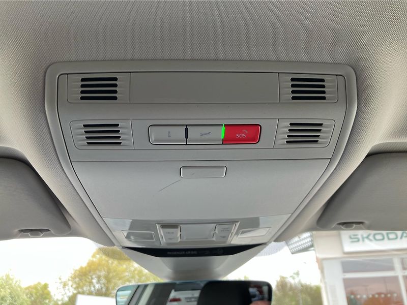 Volkswagen Passat 2.0 TDI 110 kW Business Premiu - fotka 23 z 30