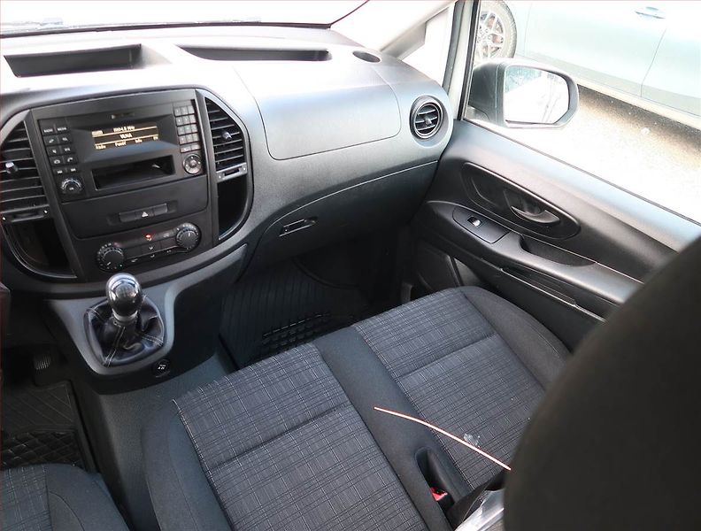 Mercedes-Benz Vito (2017) 111 CDI, Bus, 9Míst - fotka 8 z 15