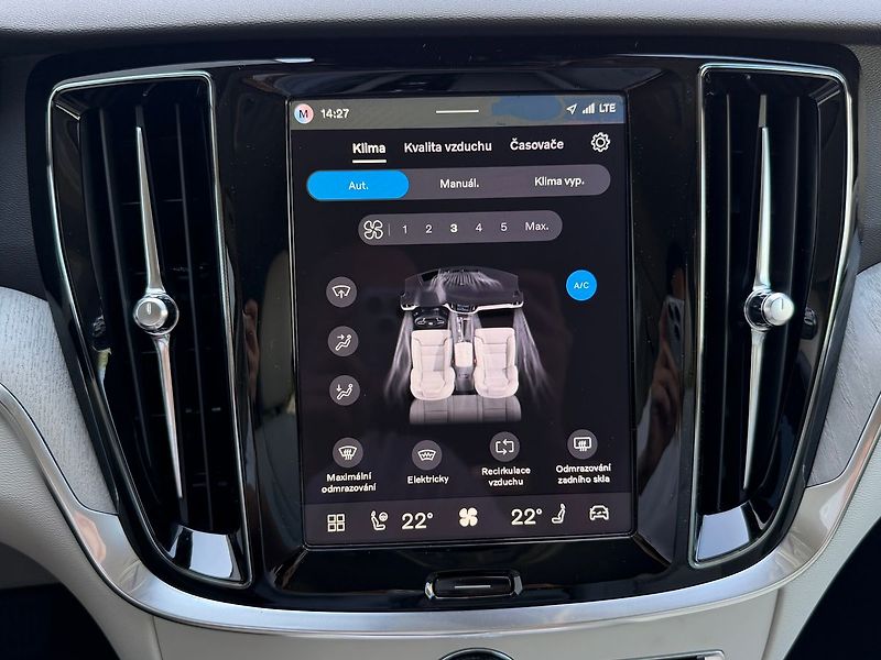 Volvo V60 (2026) PLUS DARK B4, FULL LED, BOWERS - fotka 19 z 23
