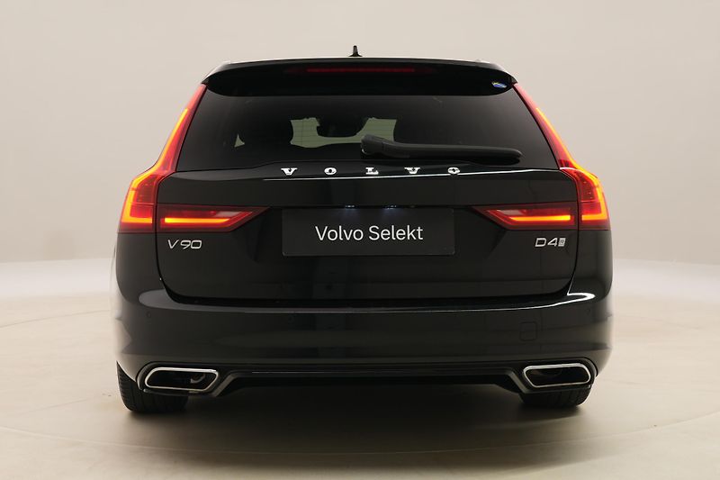 Volvo V90 D4 R-DESIGN AUT  - fotka 12 z 48