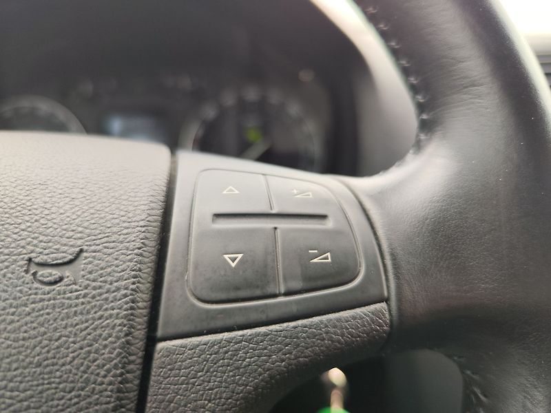 Škoda Octavia 1.6 FSI/85kW Elegance - fotka 19 z 25