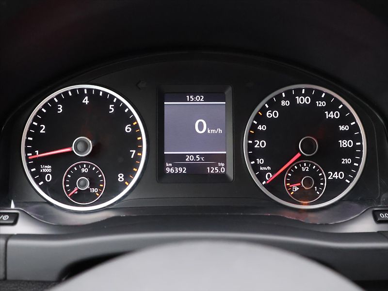 Volkswagen Tiguan 1,4 TSI 4Motion Sport & Style - fotka 14 z 24