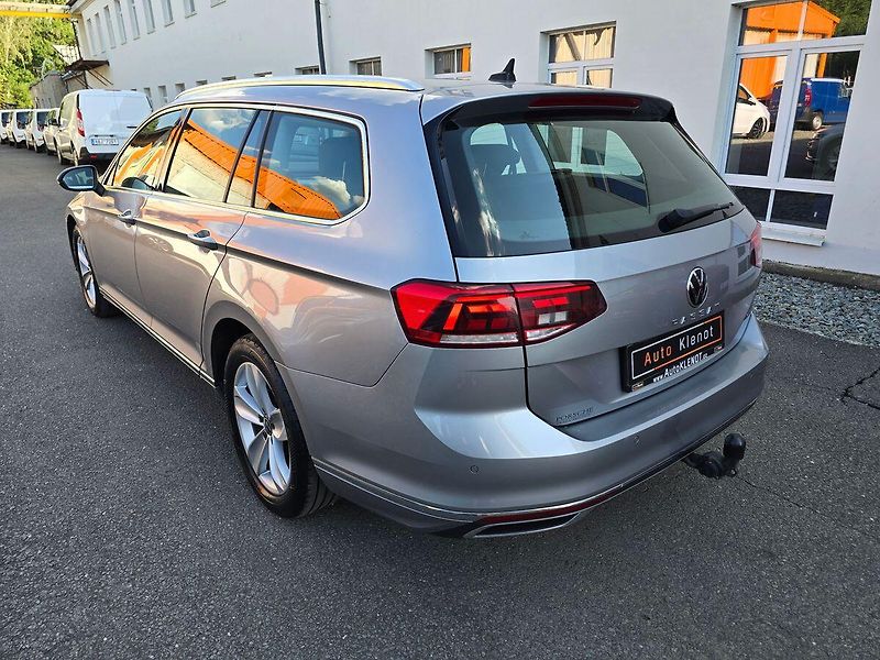 Volkswagen Passat DSG 2,0TDI ELEGANCE NAVI - DPH - fotka 5 z 18