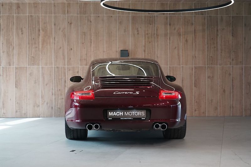 Porsche 911 Carrera S, Manuál, Bose, Navi - fotka 16 z 40