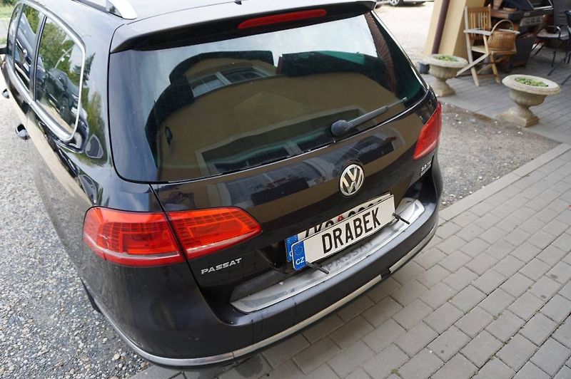 Volkswagen Passat (2014) 2,0 Comfort - fotka 7 z 34