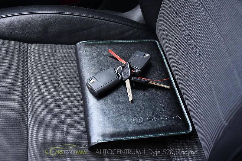 Škoda Octavia 2.0TDi PDC KESSY  - fotka 34 z 38