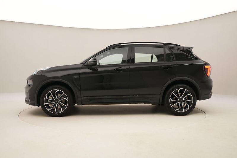 Lynk & Co 01 (2025) 01 CORE PHEV - fotka 8 z 90