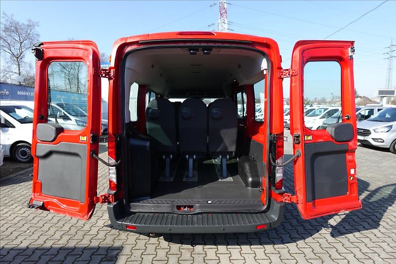 Ford Transit 2,2 TDCi  L2H2 9MÍST BUS KLIMA - fotka 14 z 40
