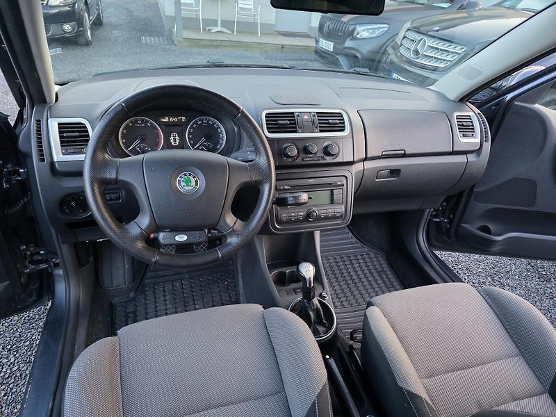 Škoda Fabia II.1.4 16V invalidní úprava TZ - fotka 12 z 35