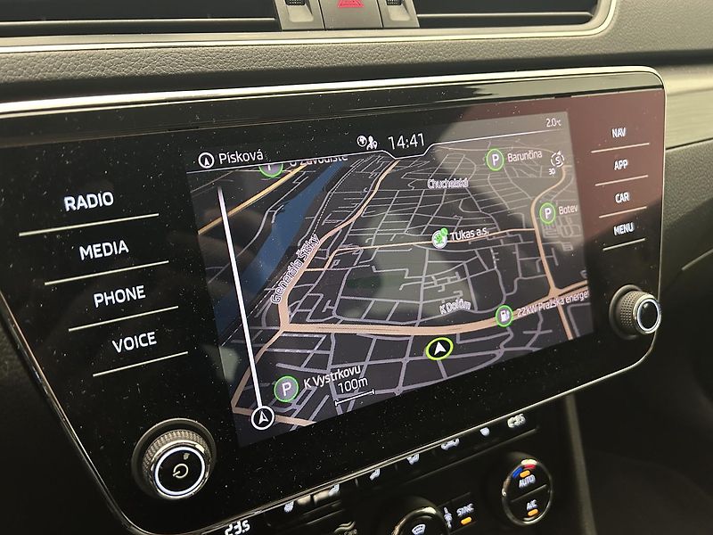 Škoda Superb 2.0 TDI 4x4 Style - fotka 12 z 24