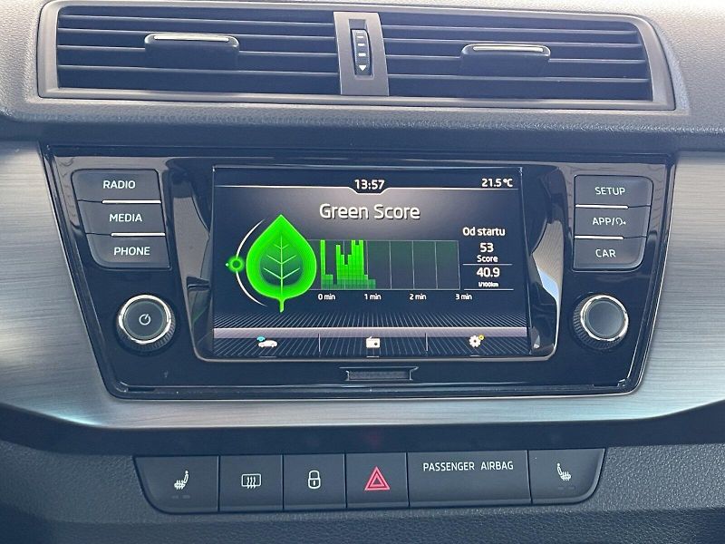 Škoda Fabia (2018) 1.0 TSI 70kW Style Plus combi - fotka 20 z 34