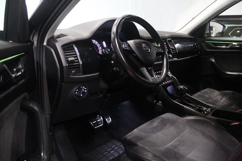 Škoda Kodiaq (2019) Scout 4x4 140kW Webasto - fotka 5 z 27