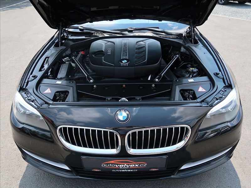 BMW Řada 5 2,0 525d,xDrive,Navi,tažné,DPH - fotka 23 z 27