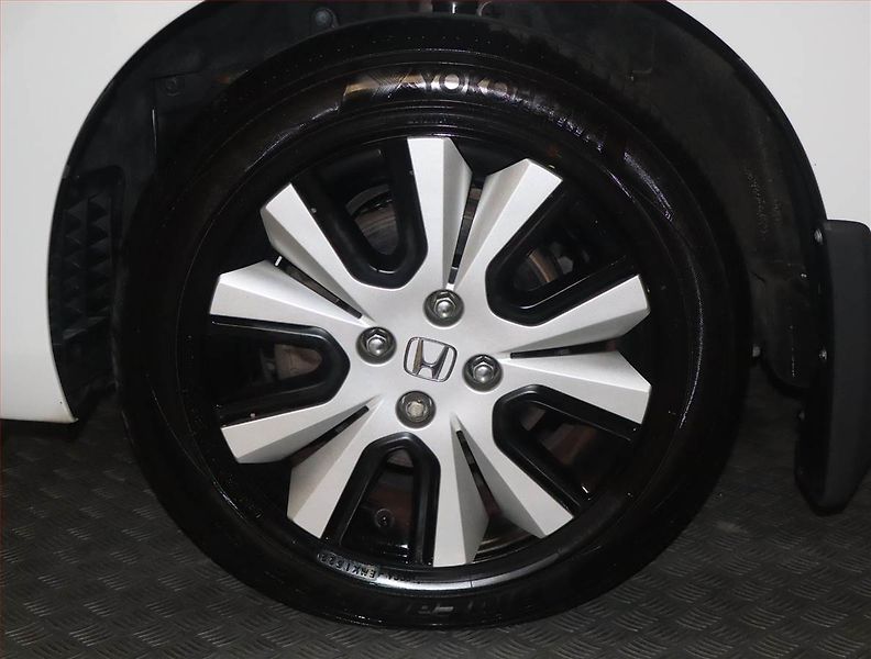 Honda Jazz (2022) 1.5 e:HEV, Automat, Serv.kniha - fotka 15 z 17