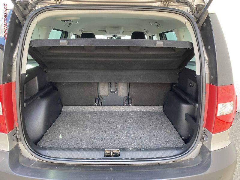 Škoda Yeti (2013) 1.4 TSi, Elegance, DSG - fotka 7 z 17