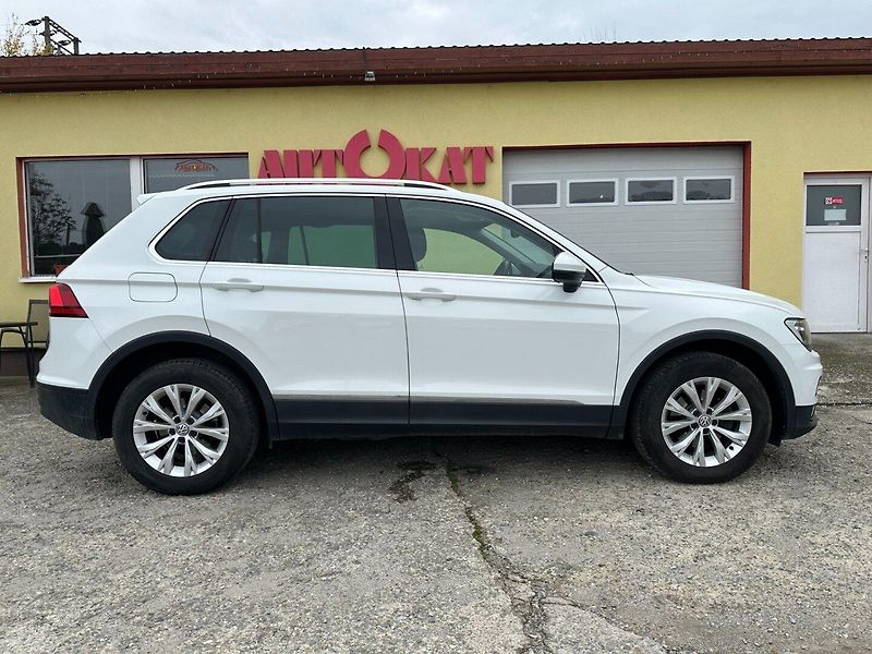 Volkswagen Tiguan 2.0 TDI 110kW/4x4/DSG/Navi - fotka 2 z 47