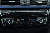BMW Řada 3 320i xDrive 135kW MPAKET ČR - náhled 19