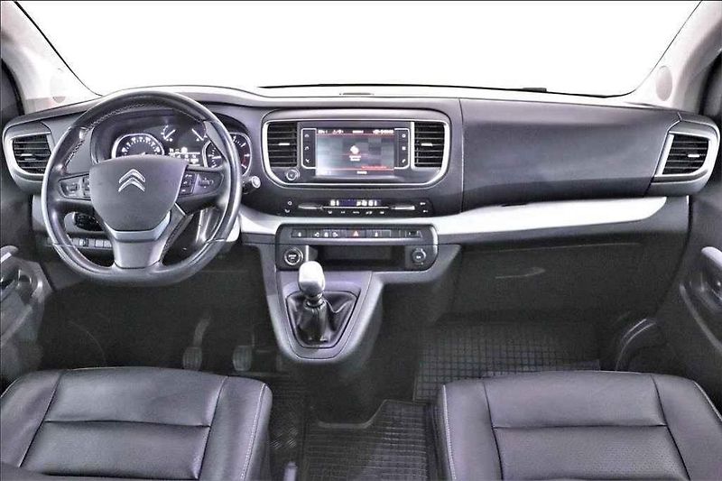 Volkswagen Multivan 2.0TDi Comfortline.