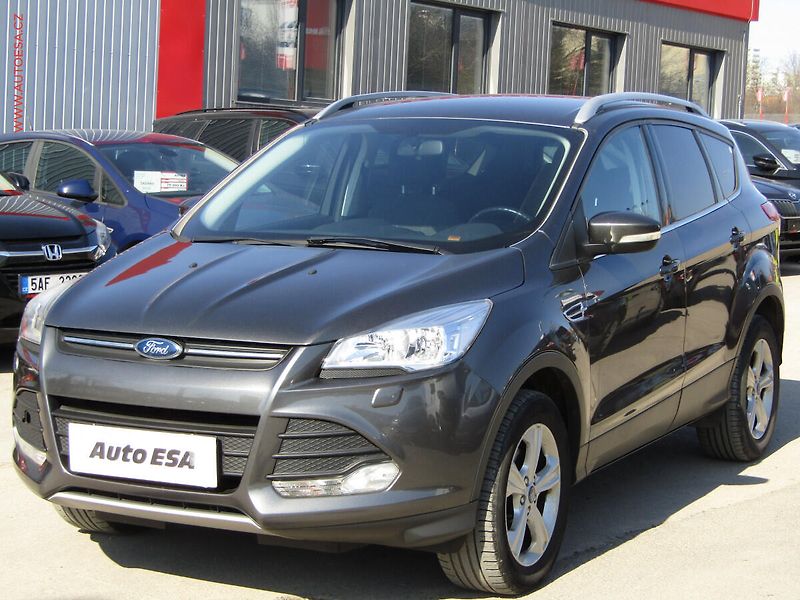 Ford Kuga (2015) 1.5EB, ČR, Xenon, kůže - fotka 3 z 19