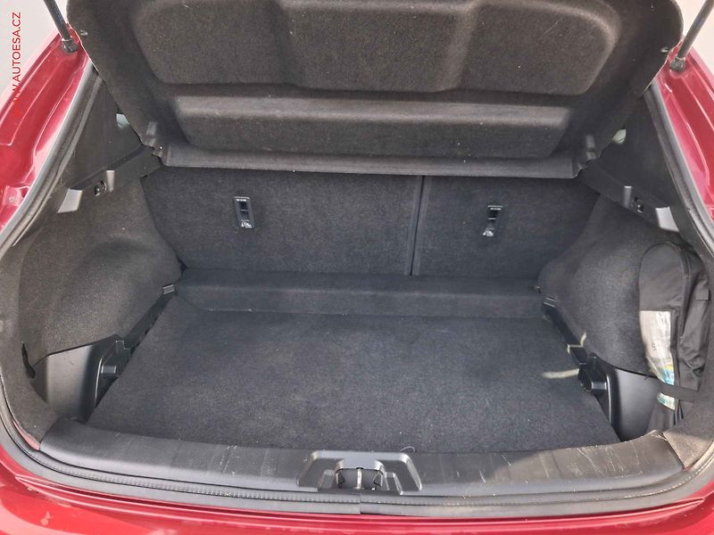 Nissan Qashqai (2015) 1.2DIG-T, 2.maj,ČR, Acenta - fotka 7 z 18