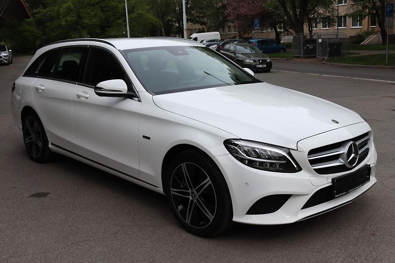 Mercedes-Benz Třídy C 300de PLUG-IN HYB KOMBI 225kW - fotka 7 z 48