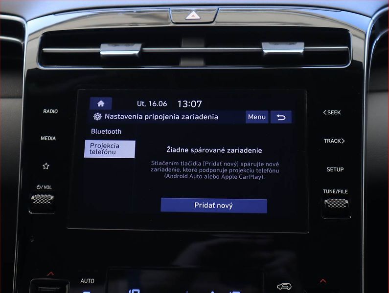 Hyundai Tucson (2021) Family 1.6 T-GDI, Serv.kniha - fotka 13 z 20