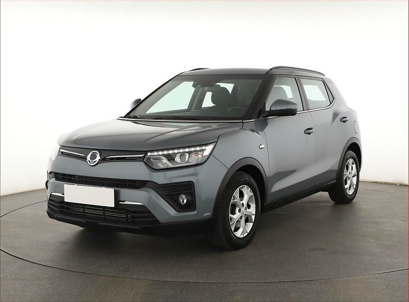 SsangYong Tivoli (2022) 1.5 T-GDI, Automat, Serv.kniha - fotka 2 z 16