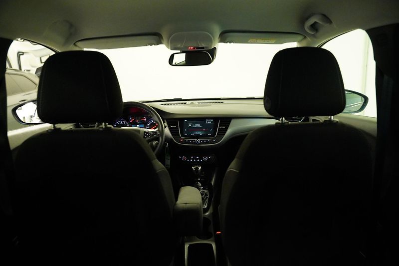 Opel Crossland X - fotka 25 z 27