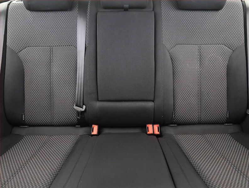 Volkswagen Passat (2013) Comfortline 2.0 TDI, Automat - fotka 10 z 21