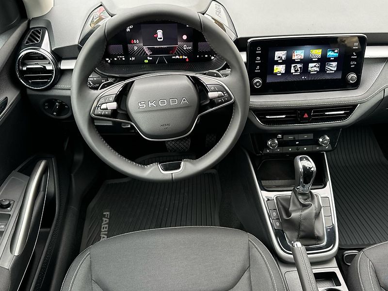 Škoda Fabia selection 1,0 TSI DSG - fotka 5 z 25