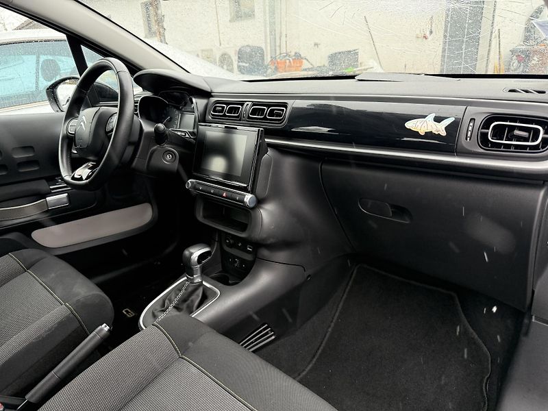 Citroën C3 1.2 PureTech 81 kW - fotka 14 z 17