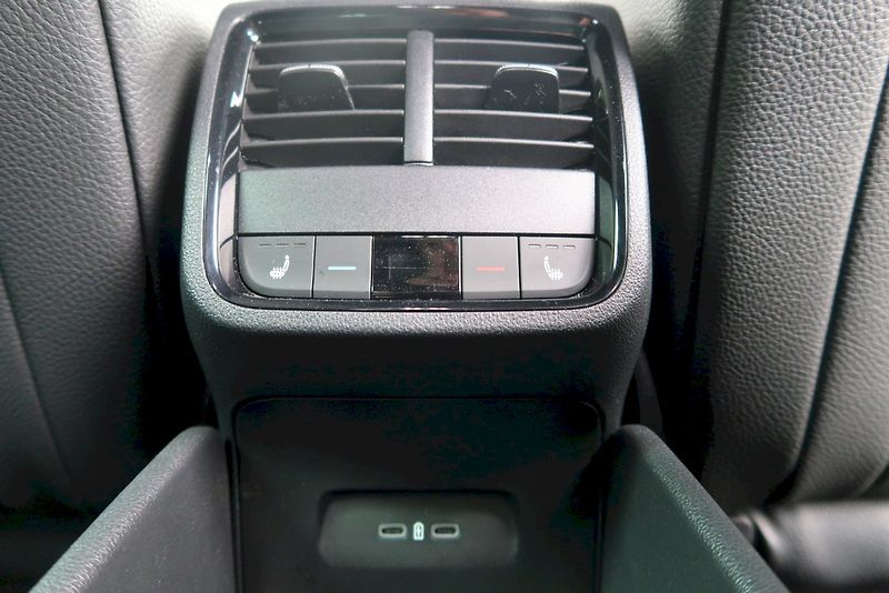 Škoda Octavia (2025) SportLine 2,0 TSI 110 kW DSG M - fotka 27 z 28