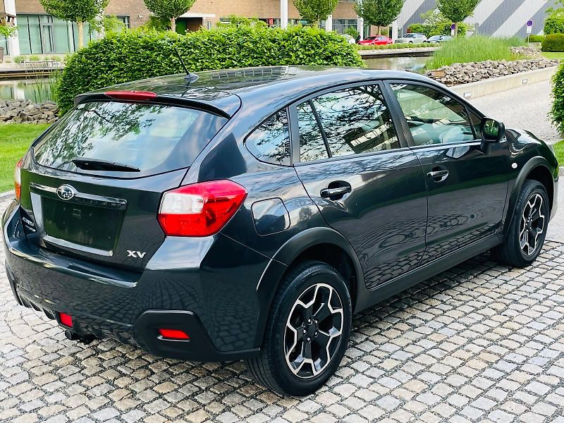 Subaru XV 2.0i 4x4 110KW MANUÁL SERVISKA - fotka 15 z 45