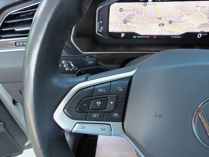 Volkswagen Tiguan (2023) 2.0TDI DSG Virtual Navi ACC - fotka 17 z 34