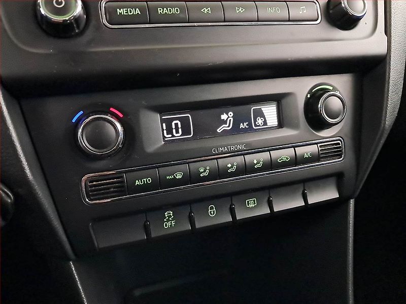 Škoda Rapid (2013) 1.6 TDI - fotka 15 z 17