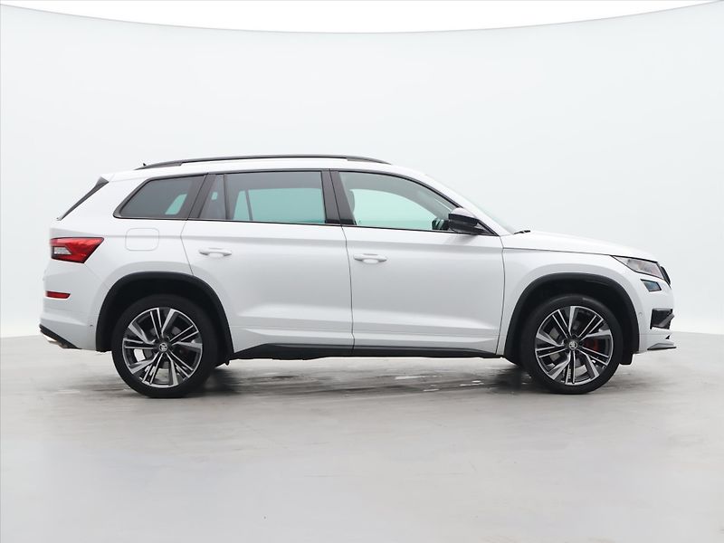 Škoda Kodiaq 2,0 RS TDI 176kW 4x4 DSG - fotka 8 z 28