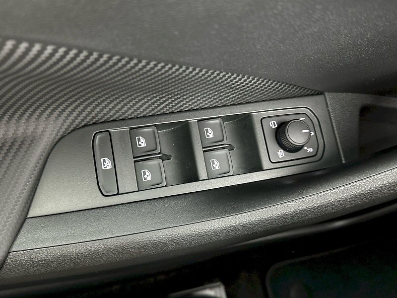 Škoda Kamiq (2025) DSG 1.5TSI 110kW Monte Carlo - fotka 27 z 33