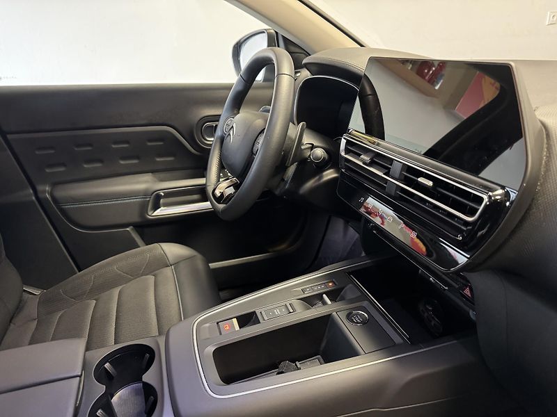 Citroën C5 Aircross (2023) Plug In Hybrid 165kW Feel Pack - fotka 27 z 40