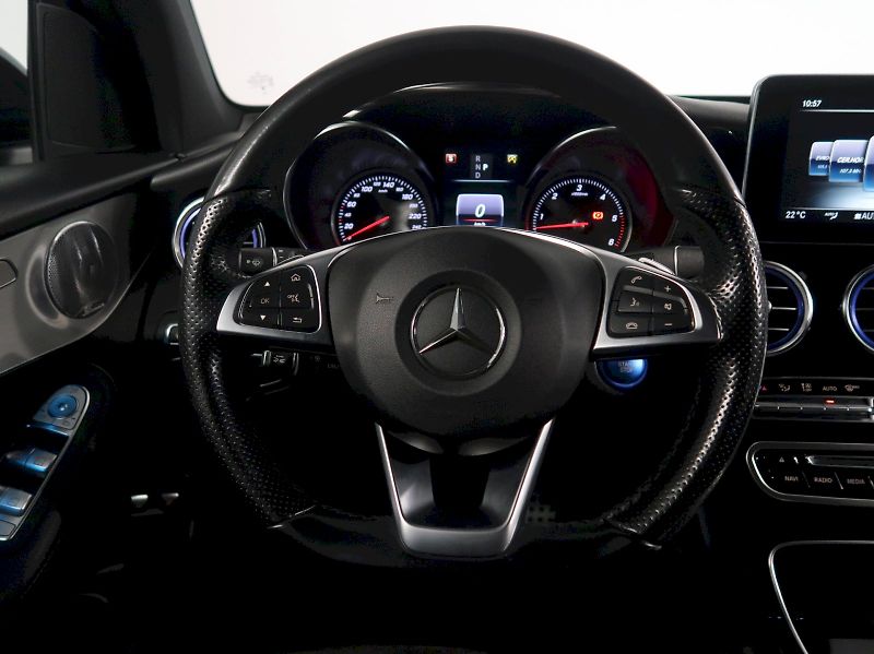 Mercedes-Benz GLC (2017) AMG 350D 190KW 4x4 TAŽNÉ BURMA - fotka 18 z 37