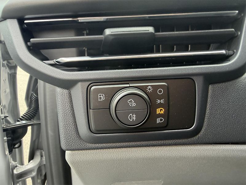 Ford Tourneo Custom Titanium X L2, Tourneo, 2.5 Du - fotka 18 z 22