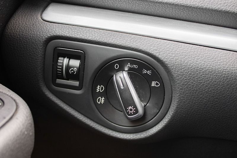 Volkswagen Sharan - fotka 19 z 39