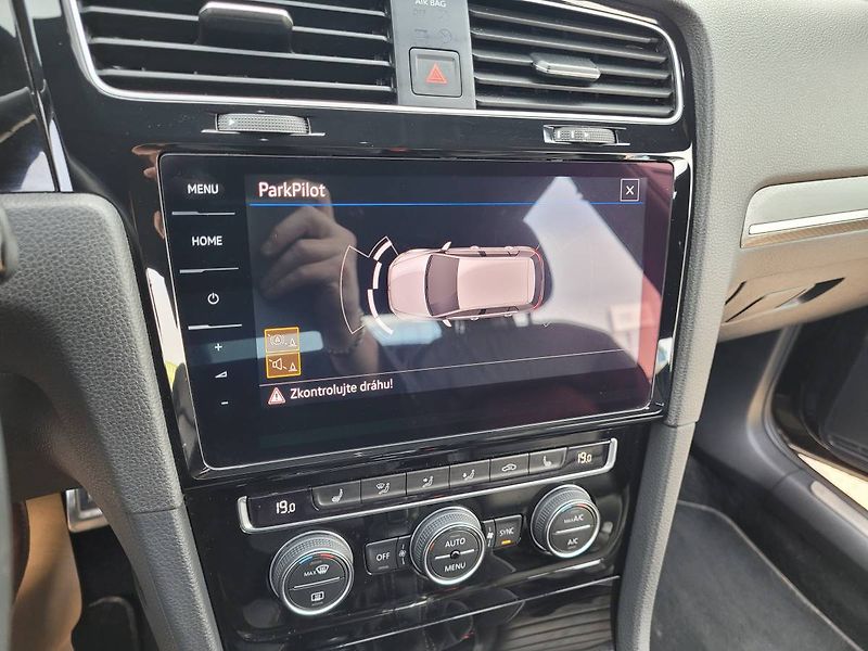 Volkswagen Golf 2.0 TDI GTD DSG Záruka 2roky - fotka 33 z 45