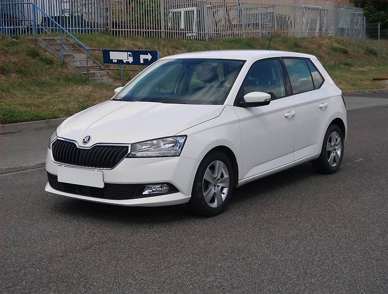 Škoda Fabia (2021) Ambition 1.0 TSI, ČR,1.maj - fotka 2 z 17