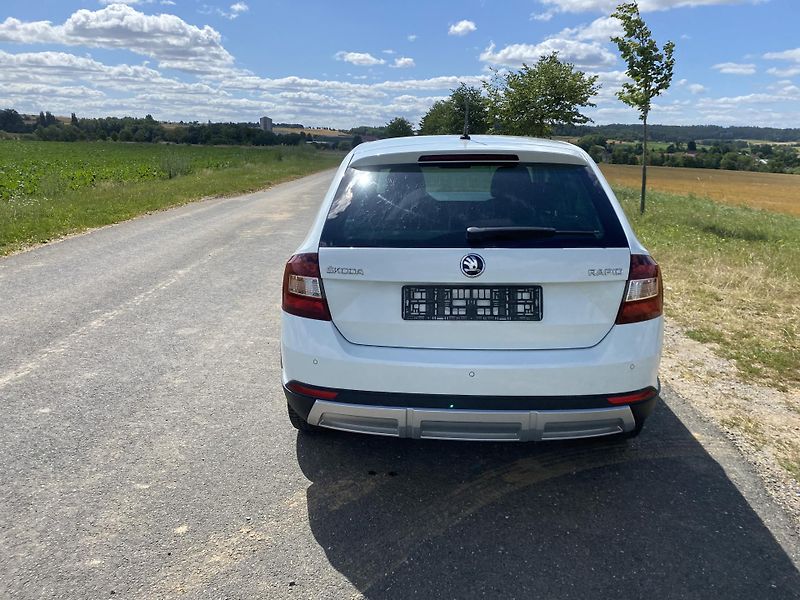 Škoda Rapid (2017) 1,4tsi DSG Scout - fotka 6 z 21