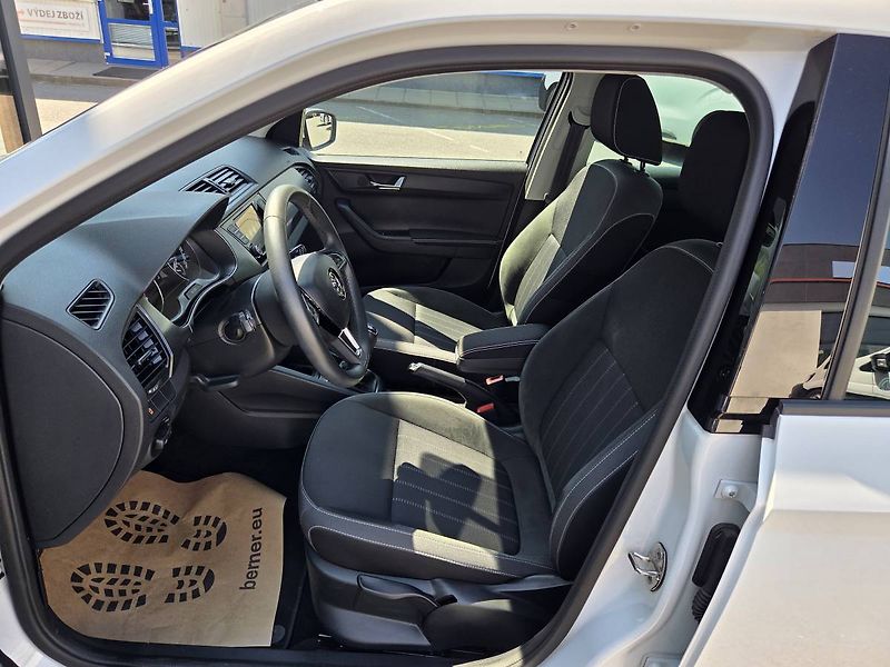 Škoda Fabia (2019) 1.0 TSI Style PLUS - fotka 7 z 32