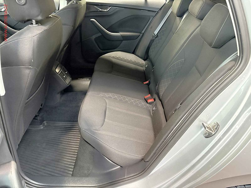 Škoda Kamiq (2020) 1.0 TSI, 1.maj,ČR, STK6/28 - fotka 10 z 15