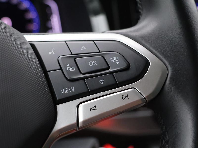 Volkswagen Caravelle 2,0 TDI 150kW DSG Long LED DPH - fotka 21 z 36