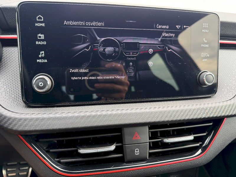 Škoda Scala (2025) 1,0TSI 85kW DSG MONTE CARLO - fotka 27 z 36