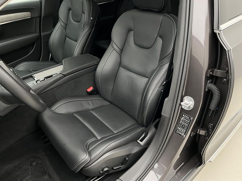 Volvo S90 B5 AWD ULTIMATE BRIGHT AUT - fotka 20 z 47