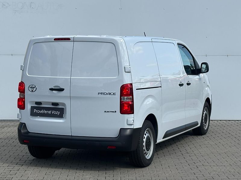 Toyota ProAce Full Electric 75kWh Active - fotka 2 z 23